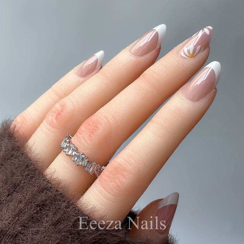 DaisyNude