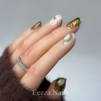 Gold Emerald