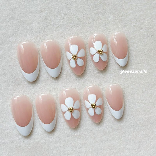 Ivory Petals 24p