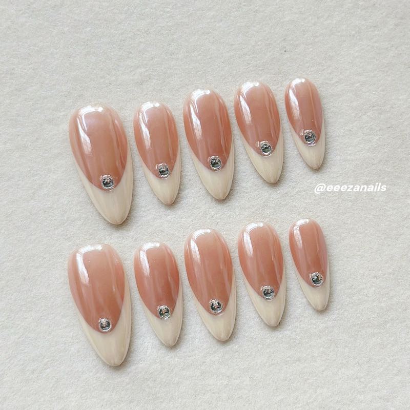 Cream Nude S+M