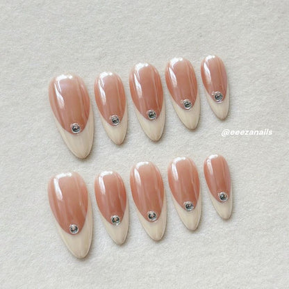 Cream Nude S+M