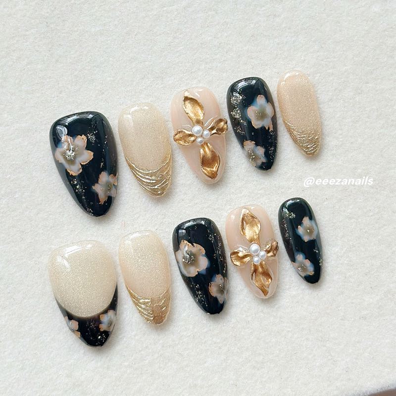 Gilded Bloom S+M