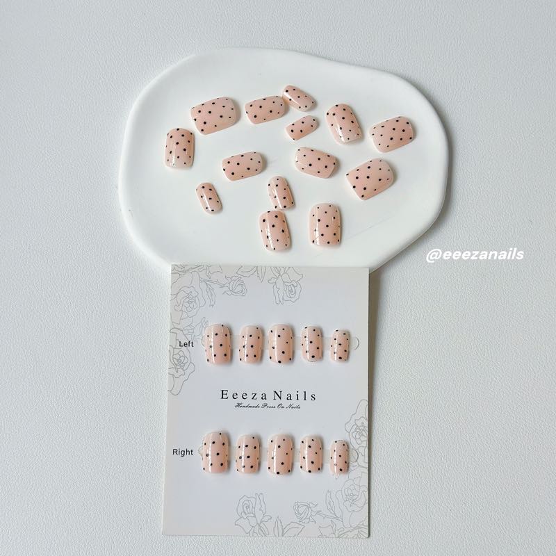 Dot Blush 24p