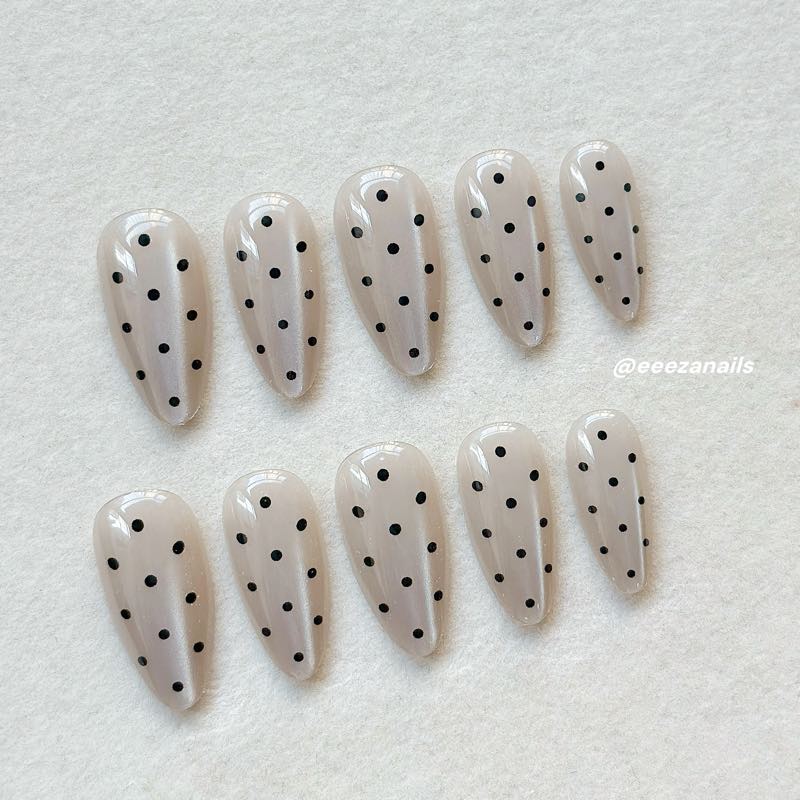 Retro Dots 24p