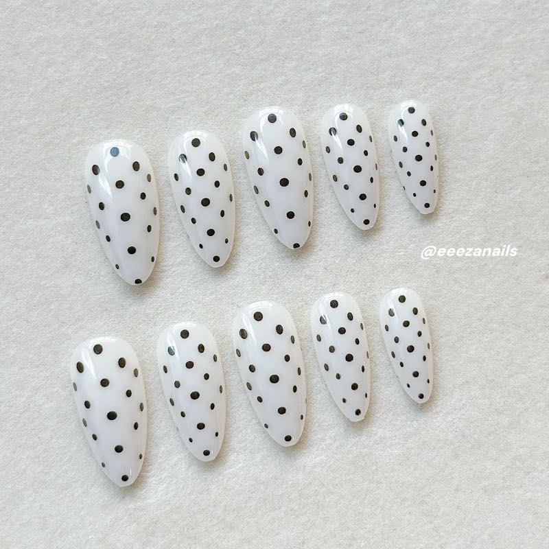 Retro Dots 24p