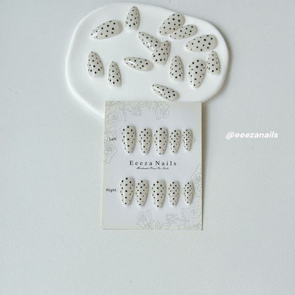 Retro Dots 24p