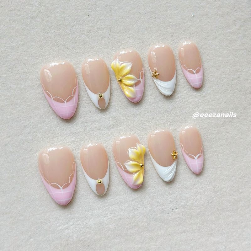 Cream Lattice S+M